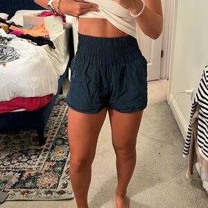 NWT FREE PEOPLE SHORTS SIZE SMALL